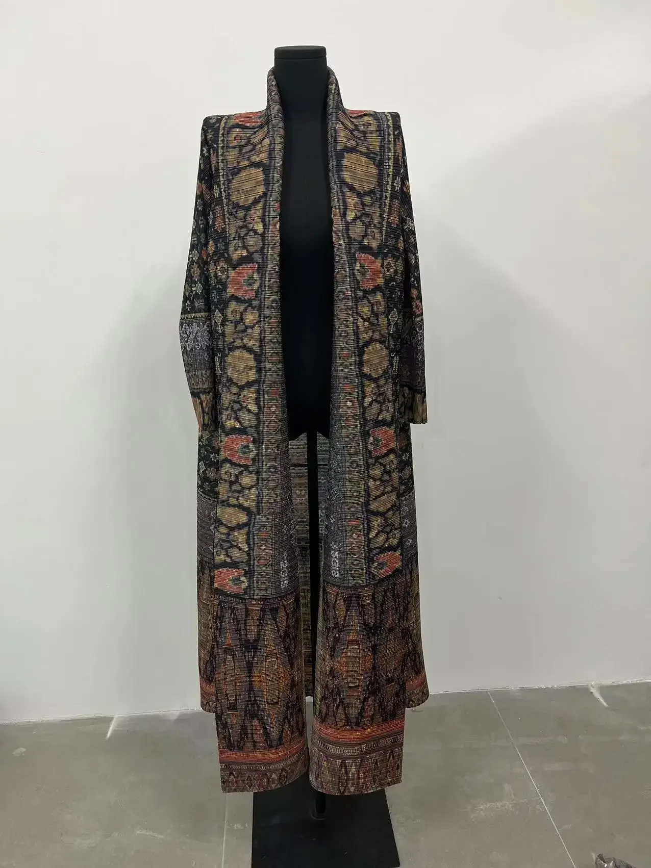 مياكي مطوي طباعة طوي طوق بأكما - مراجعة Trench Coat Formal وسعره